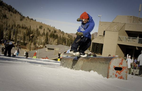 Jeremy Seegmiller throws down yet another front board.