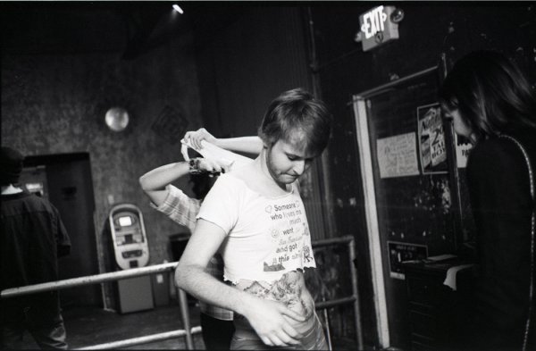 Mike Brown, prep work. Photo: Sam Milianta