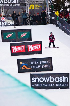 Elena Hight getting ready to drop on her winning run.
