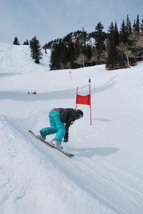 Slugs own Katie Panzer slashing some gates to take 3rd in the Banked Slalom. Photo By: Jeremy Riley