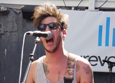SXSW 2013: Wavves @ Easy Tiger – SPIN House 03.15