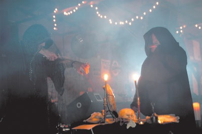 Black Seas of Infinity