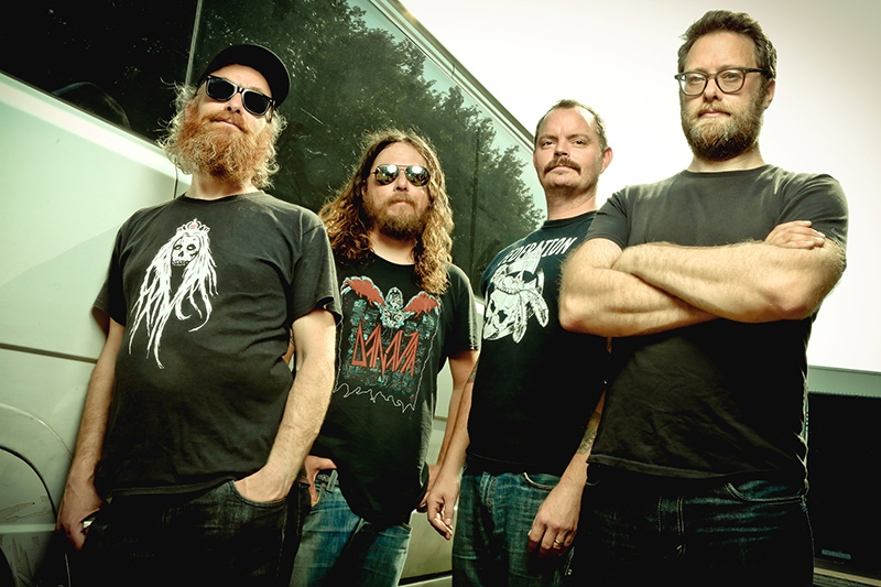 Red Fang Conquer the World