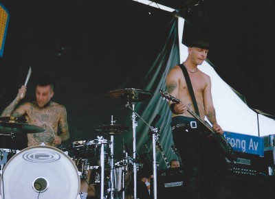 (L–R) Travis Barker (drummer) and Tim Armstrong (guitar, vocals).
