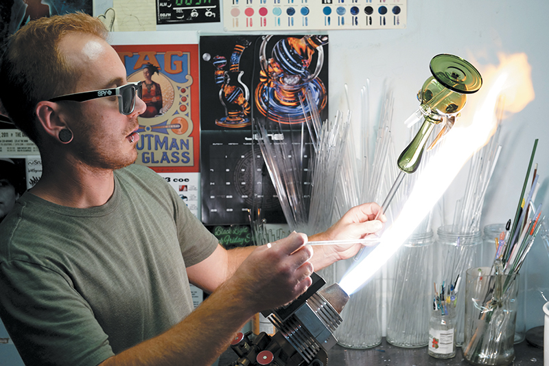 Mike Brown: The World of Glass Blowing with the Borosyndicate Crew