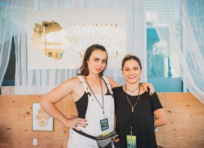 (L–R) Hannah Sholnick and Sirena Bluss of Hannah Roses Jewelry pose in their beautifully appointed booth. Photo: @clancycoop