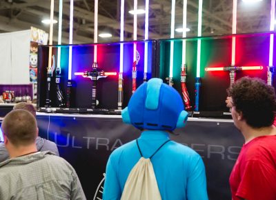 There are definitely a ton of people interested in buying a sweet collection of classic and contemporary light saber models. Photo: @Lmsorenson