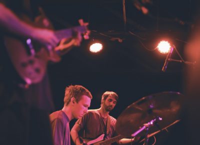 Mothers play their experimental take on folky indie rock. Photo: Logan Sorenson @Lmsorenson