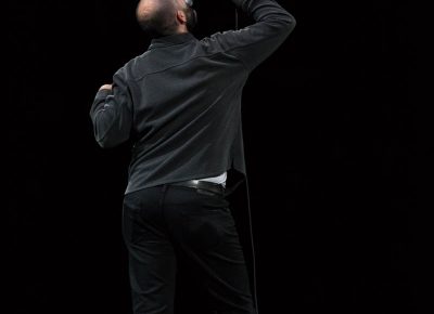 After a quick introduction, Ted Alexandro explains the hilarity that every classical music radio listener should experience. Photo: Lmsorenson.net