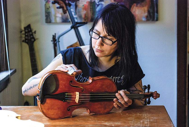 Melissa Collins: The Life of a Luthier