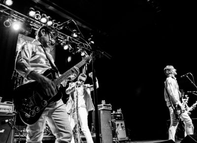 John Dener and R. Kelly were some of the artists covered by the Gimme Gimmes throughout the night. Photo: Gilbert Cisneros