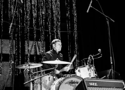 Ron Miller on drums for Kid Congo & The Pink Monkey Birds. Photo: Gilbert Cisneros