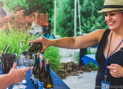 Willamette Valley Vineyards had crowds of thirsty winos pouring into their booth throughout the night. Photo: Talyn Sherer