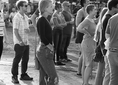 Concertgoers enjoy some soulful tunes and summer sun. Photo: ColtonMarsalaPhotography.com