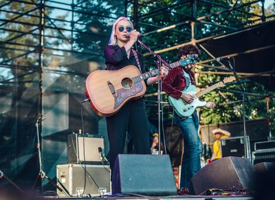 Phoebe Bridgers taking the stage. Her soft voice and moody look immediately had everyone approaching the stage. Photo: johnnybetts.com