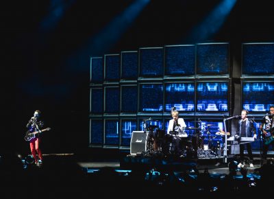 Muse playing onstage in SLC at USANA Amphitheatre. Photo: Lmsorenson.net