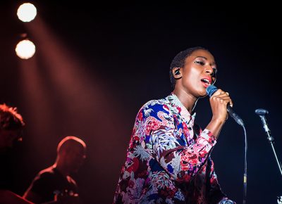 A beautiful combination of blue and red stage light illuminate Szjerdene. Photo: ColtonMarsalaPhotography.com