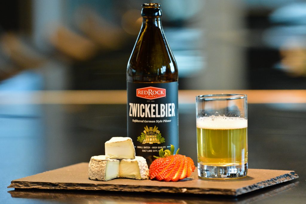 The pasteurized version of the famous French cheese, Selles sur Cher, is married with the crispness of Red Rock's German-style pilsner. The beer brings out the sweet cream and fresh fruit notes of the cheese, while its effervescence creates a clean finish.