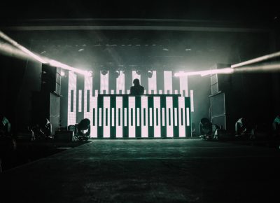Diplo kept it mostly monochromatic with black and white lights.