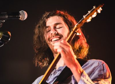 Hozier living in every second of the music he's playing. Photo: @Lmsorenson