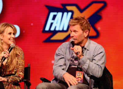 Mark Pellegrino and Samantha Smith talk Supernatural with the fans, recounting their favorite moments and who in the cast is the biggest prankster. Photo: @Lmsorenson