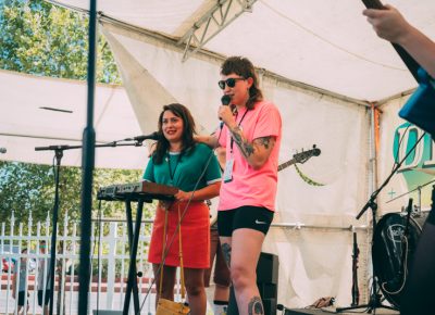 (L–R) SLUG’s own Bianca Velasquez and Kate Ellis took to the stage to rock our souls during the DIY Fest.