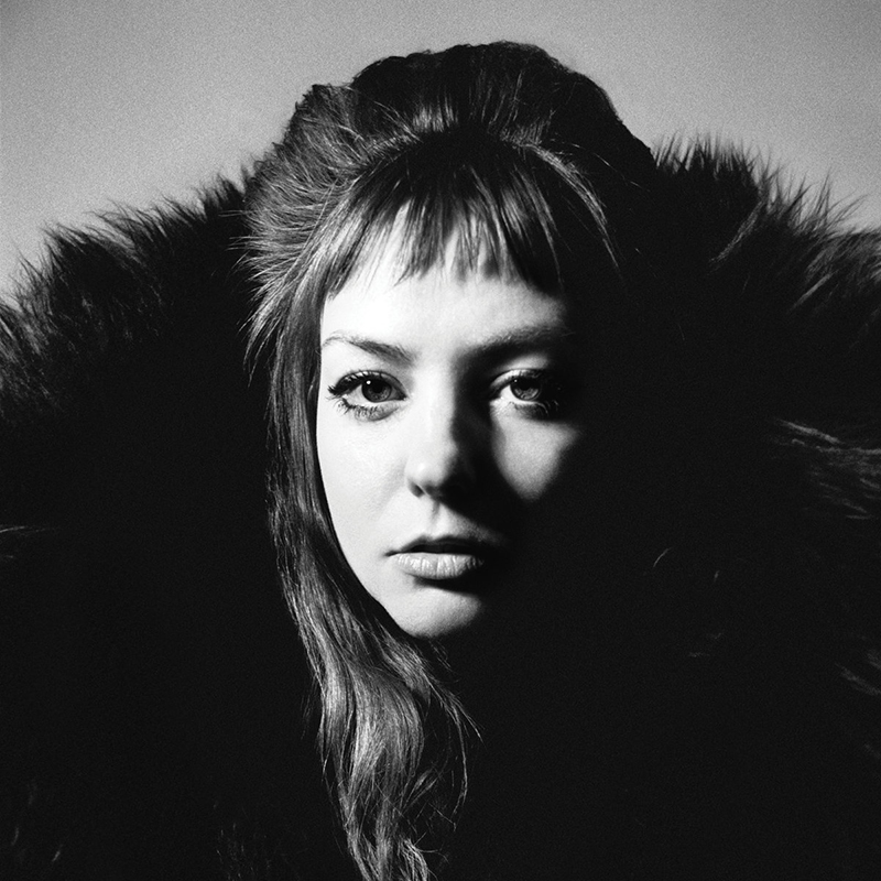 Review: Angel Olsen – All Mirrors