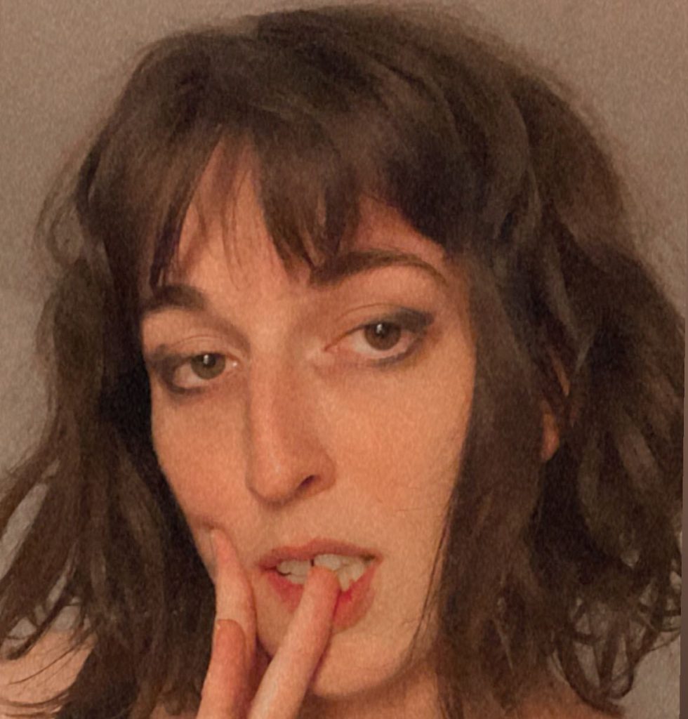 “I just want to make lo-fi pop songs with my garbage equipment,” says Polly Llewellyn, who records under the name Peachy Fingernail.
