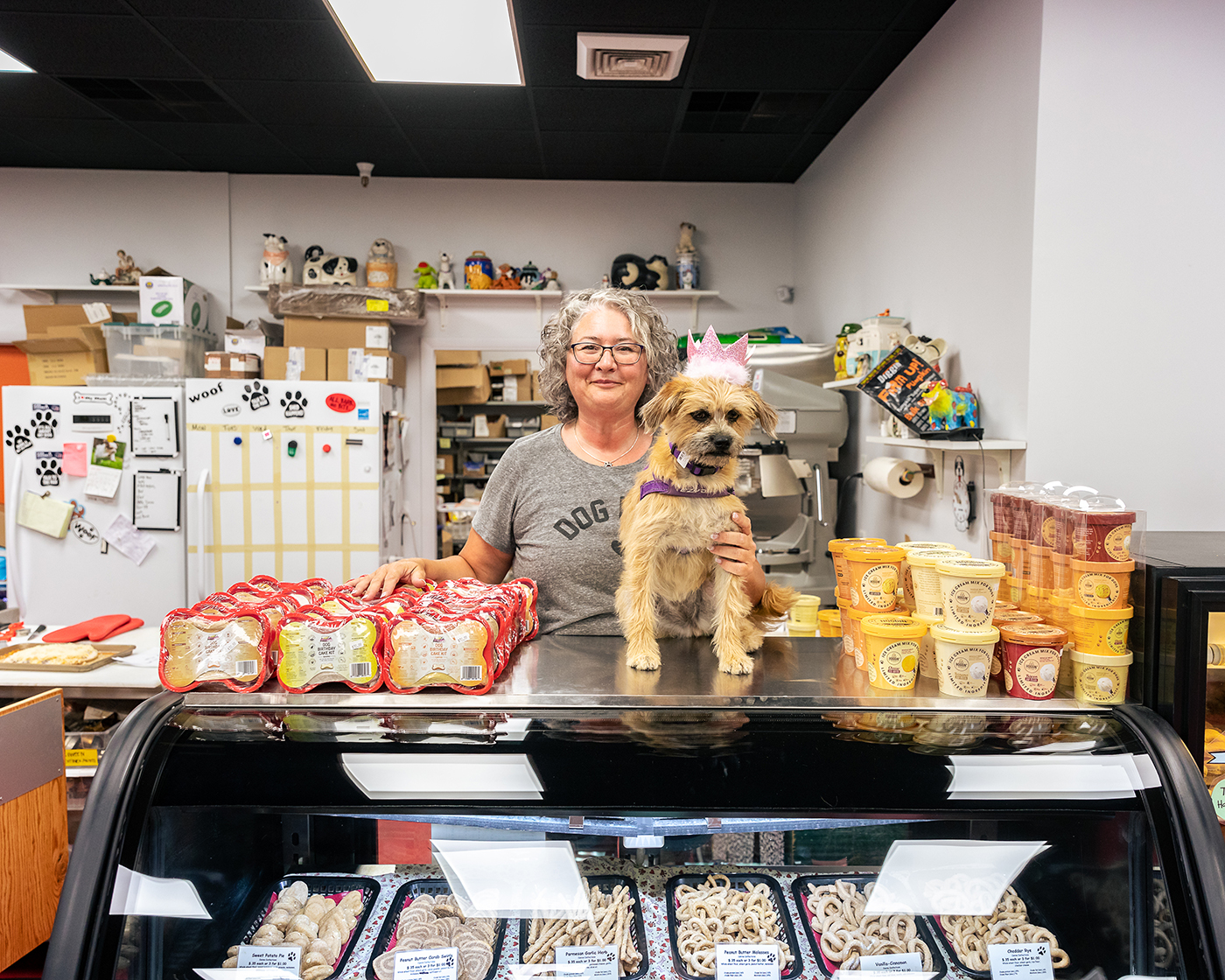 Ma and Paws’ handmade treats are made out of a GMO-free, whole wheat flour base with savory and/or sweet ingredients added.