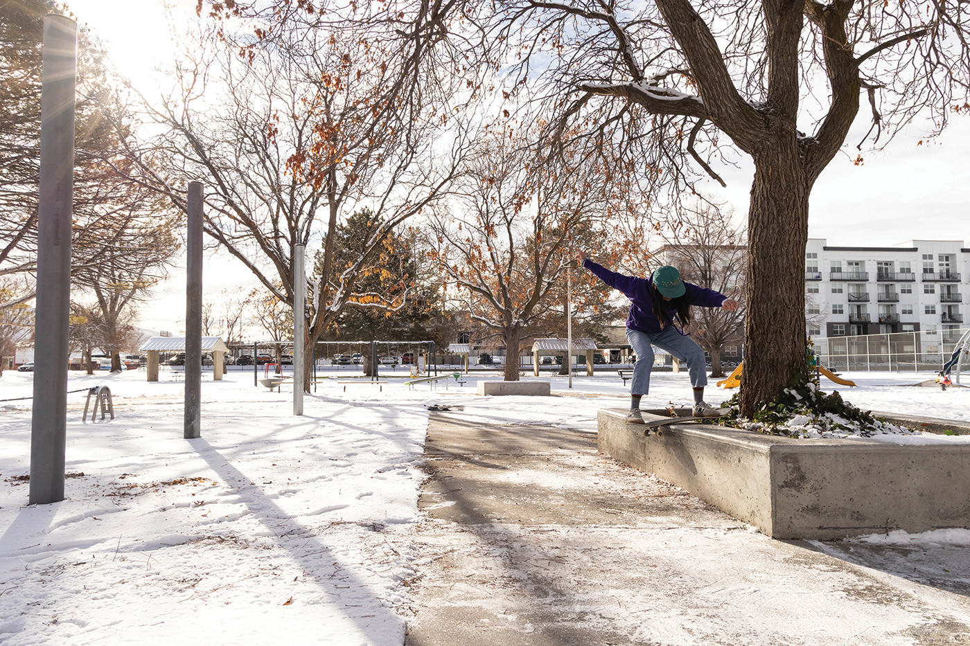 Lina Moeung – Icy back boardslide at Harmony Park