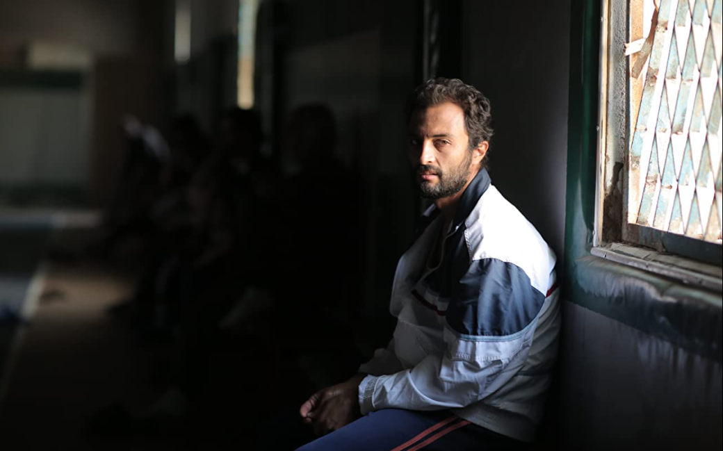 A Hero, the new film from acclaimed Iranian filmmaker Asghar Farhadi, takes direct aim at the issue of right vs. wrong.