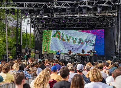 Alvvays put on a show in Saturday’s warm weather and the crowd loved it.