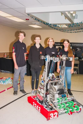 (L-R) Robot Makers from Ames Amperes Ander Hirschl, Maya Nelson, Jesse Stay and Marley Rickers. (Photo: @clancycoop)