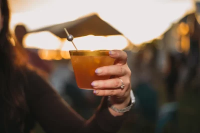 Cocktails in the VIP section in front of the SLUG Mag stage *chef’s kiss. (Photo: @clancycoop)