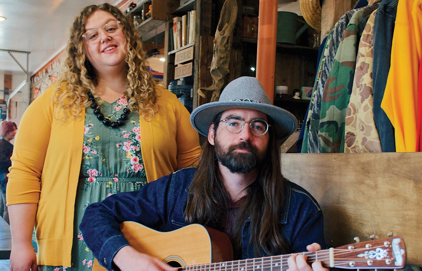 (L–R) Claire Darling and Thom Debonair combine folk, blues and soul notes into their acoustic duo, Darling & Debonair.