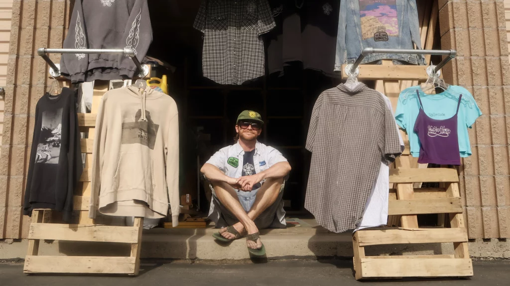 Hug Your Homies: DIY Festival Vintage Vendors