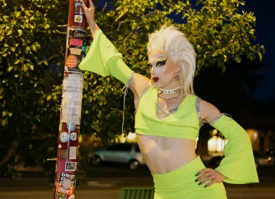 Decked out in full neon, traffic lights aren't the only bright and shiny thing to look at on 9th & 9th every Thursday night. Photo: Emily Sorenson.