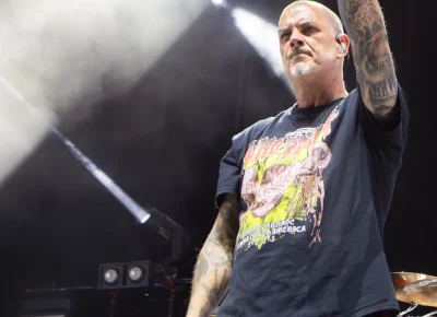 Phil Anselmo thanking the fans for coming out to Pantera 2025..