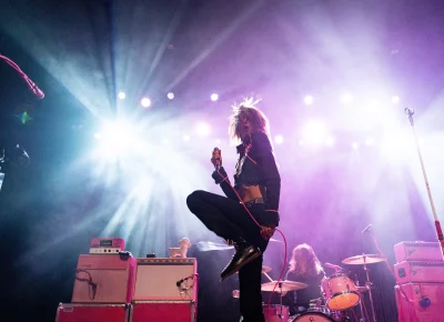 Starcrawler opening for Garbage at The Complex.