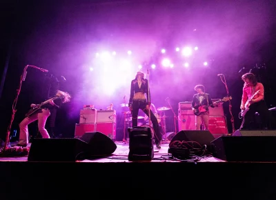 Starcrawler opening for Garbage at The Complex.