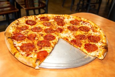 Pepperoni pizza from Etse